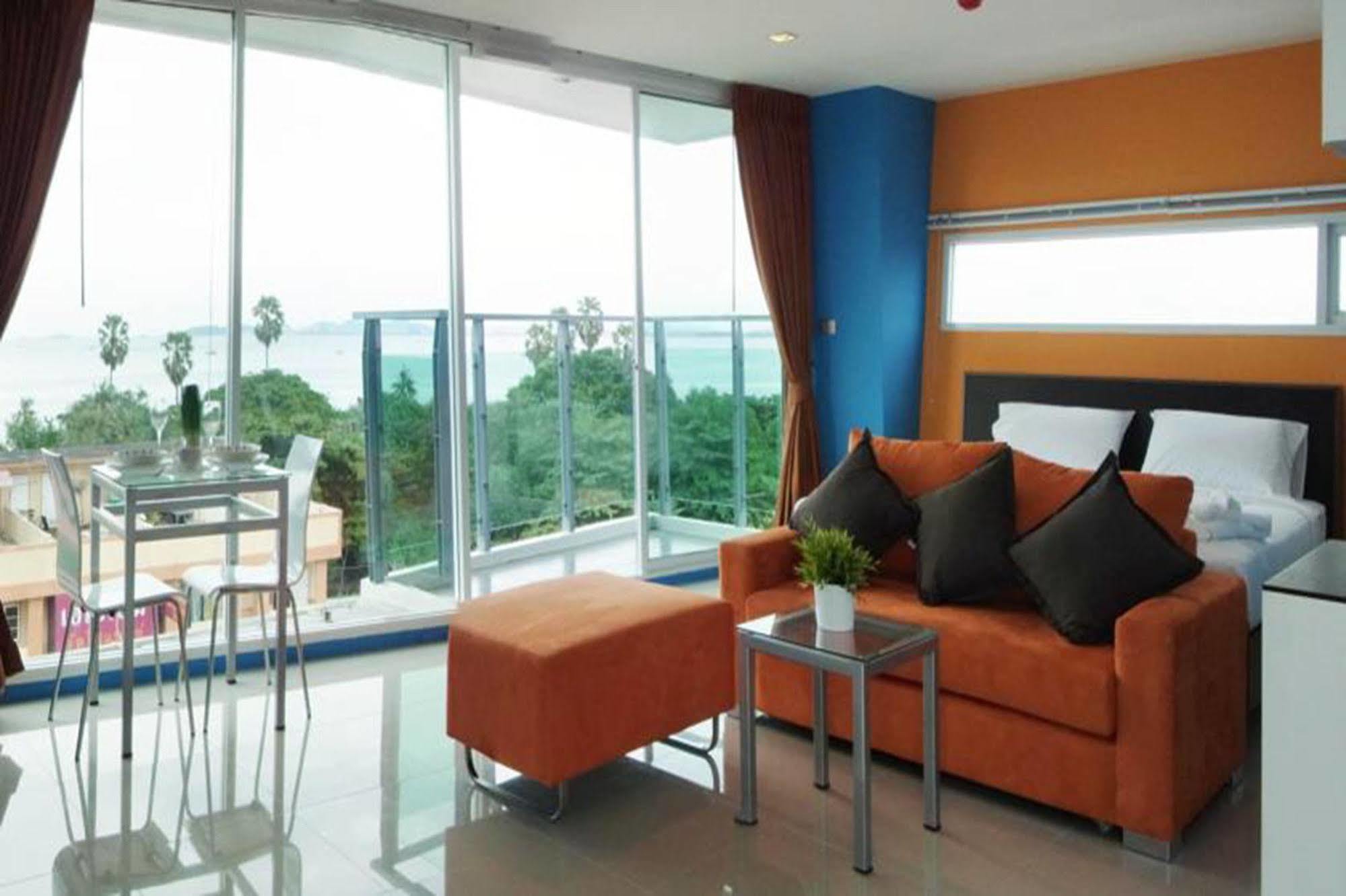La Casa Pattaya Exterior foto